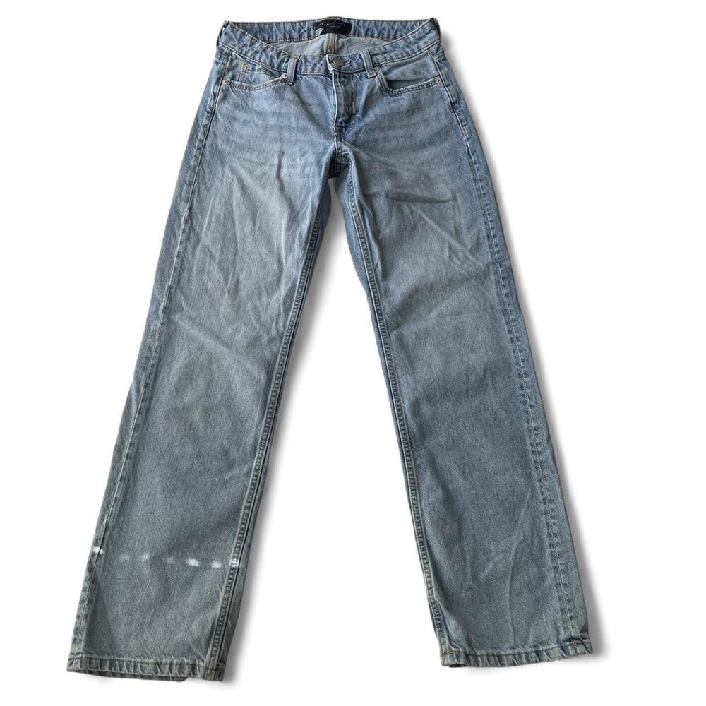 Aeropostale Low Rise Baggy Jeans Light Wash.